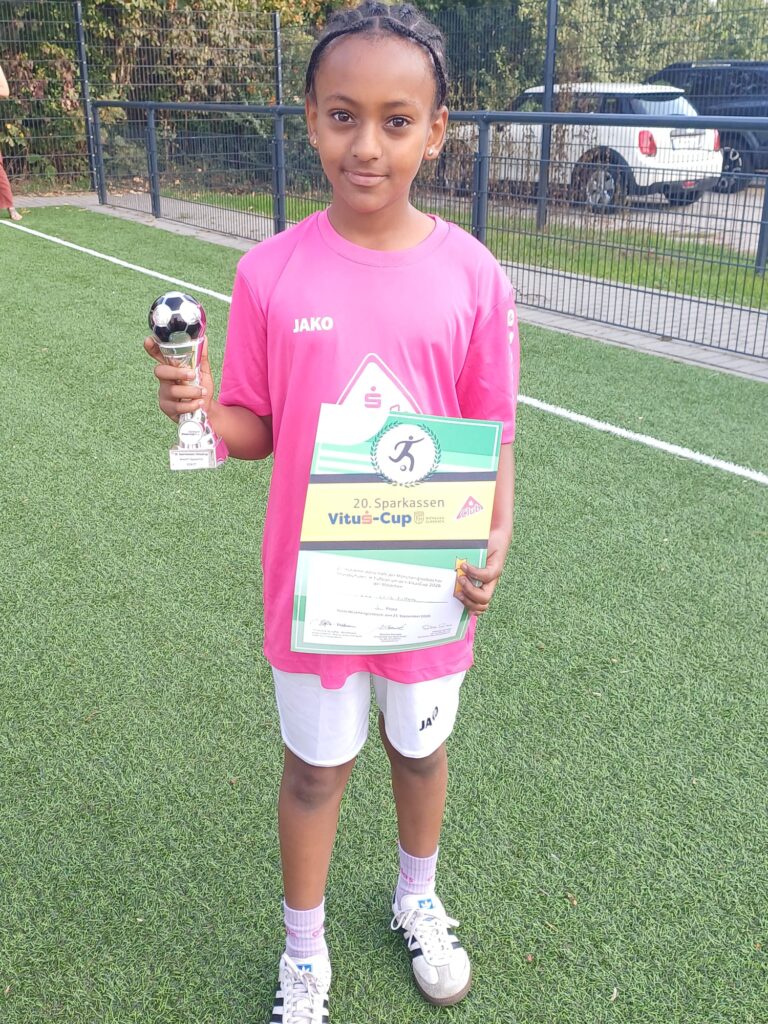Siham wurde als beste Spielerin des gesamten Turniers ausgezeichnet!